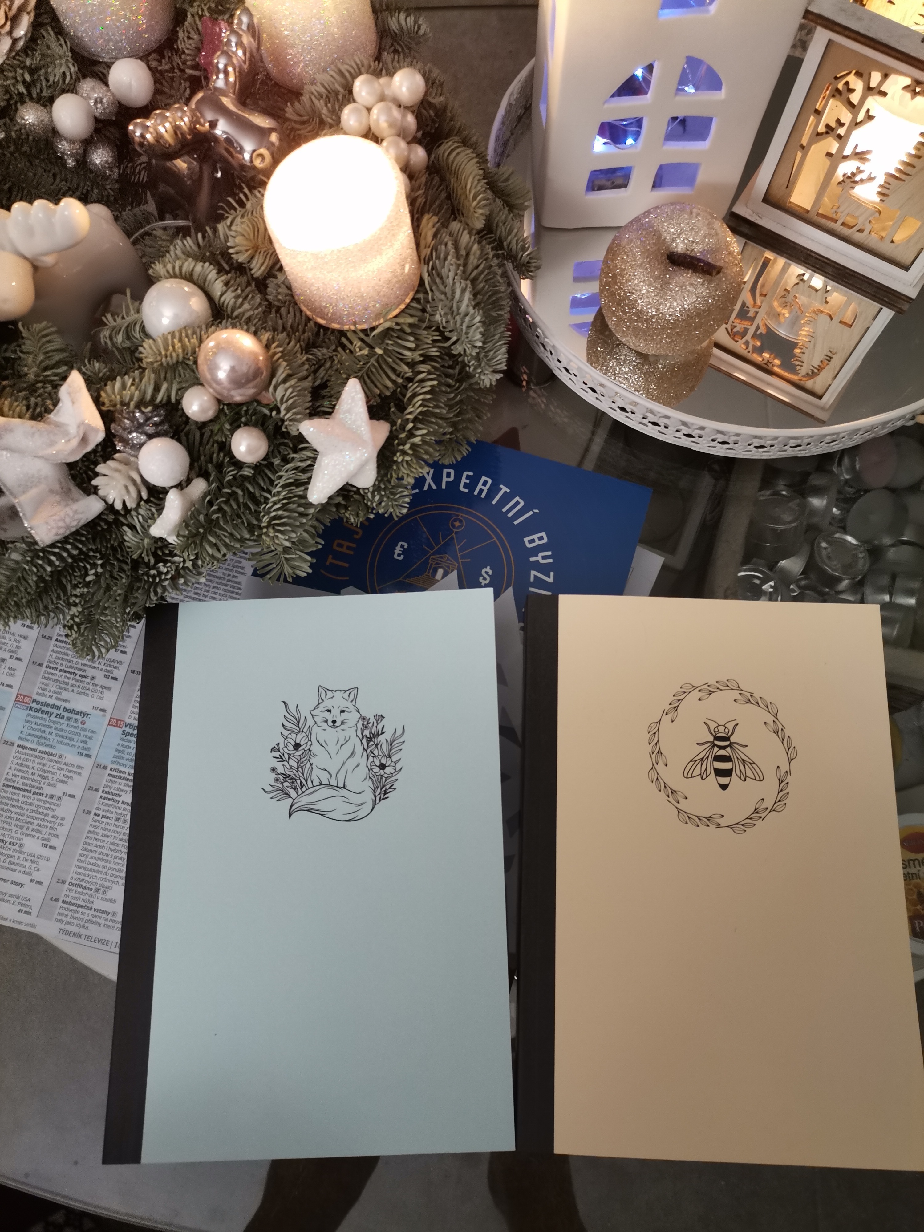 Diáře a papírnictví